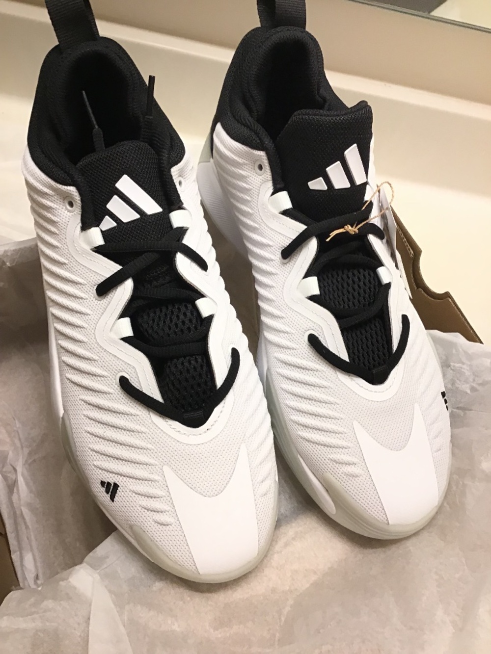 ADIDAS INITIATION BASKETBALL SNEAKERS